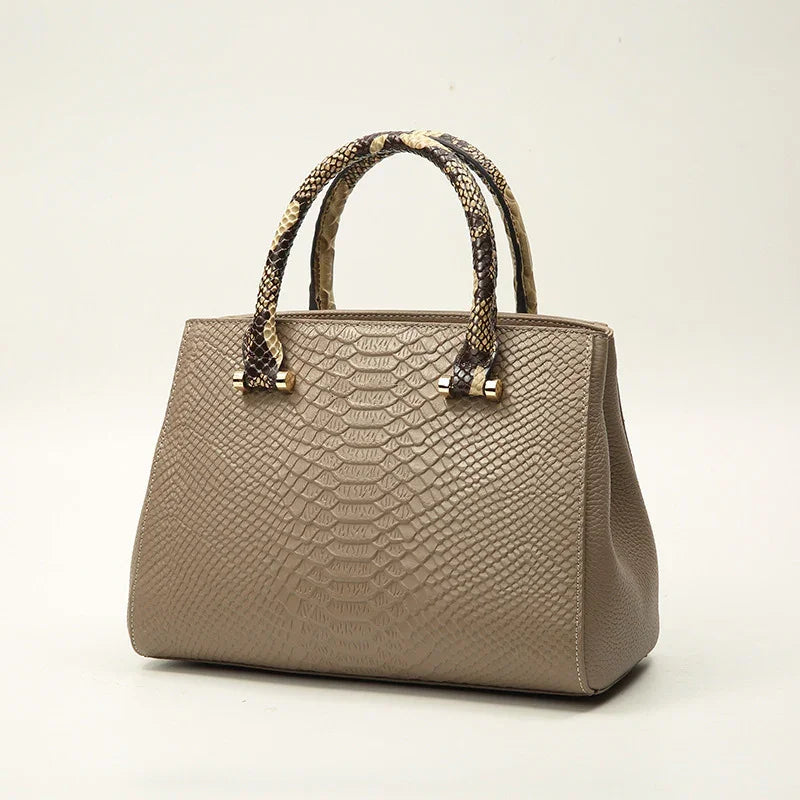 Top Layer Cowhide Leather Ladies Hand Bag