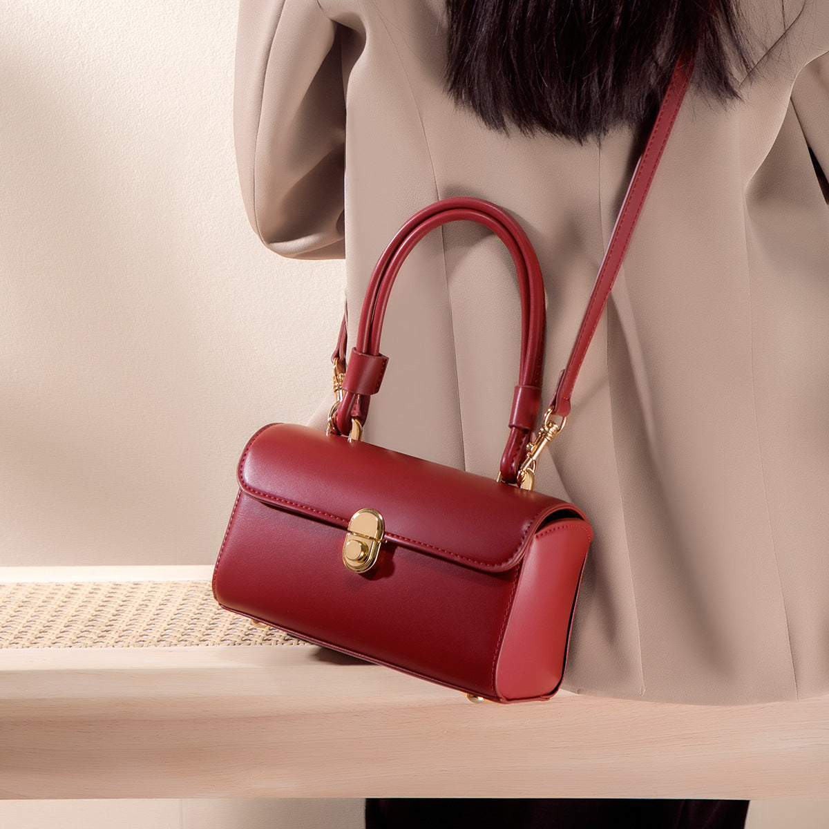 Women's Fashionable Red Retro Shoulder Messenger Bag