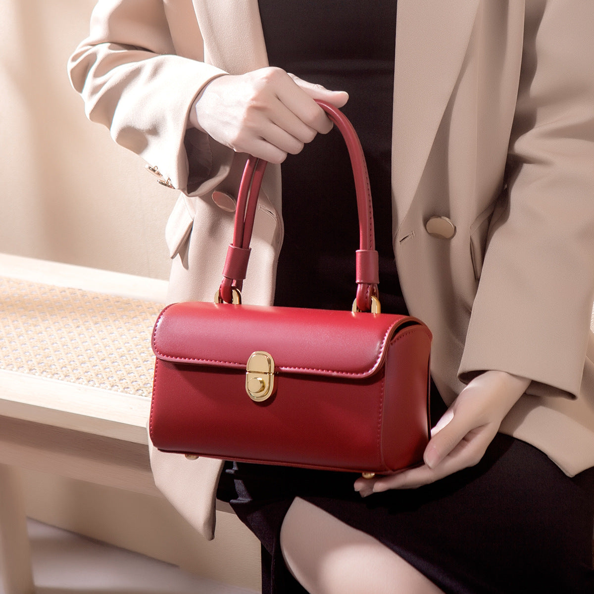 Women's Fashionable Red Retro Shoulder Messenger Bag