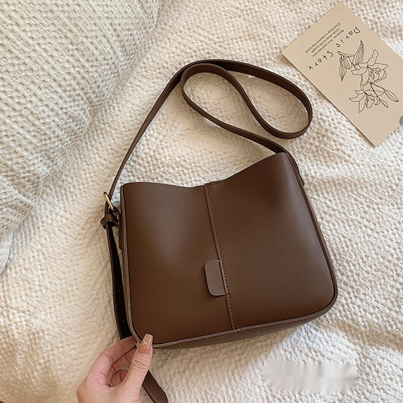 Large Capacity New Vintage Crossbody Bag