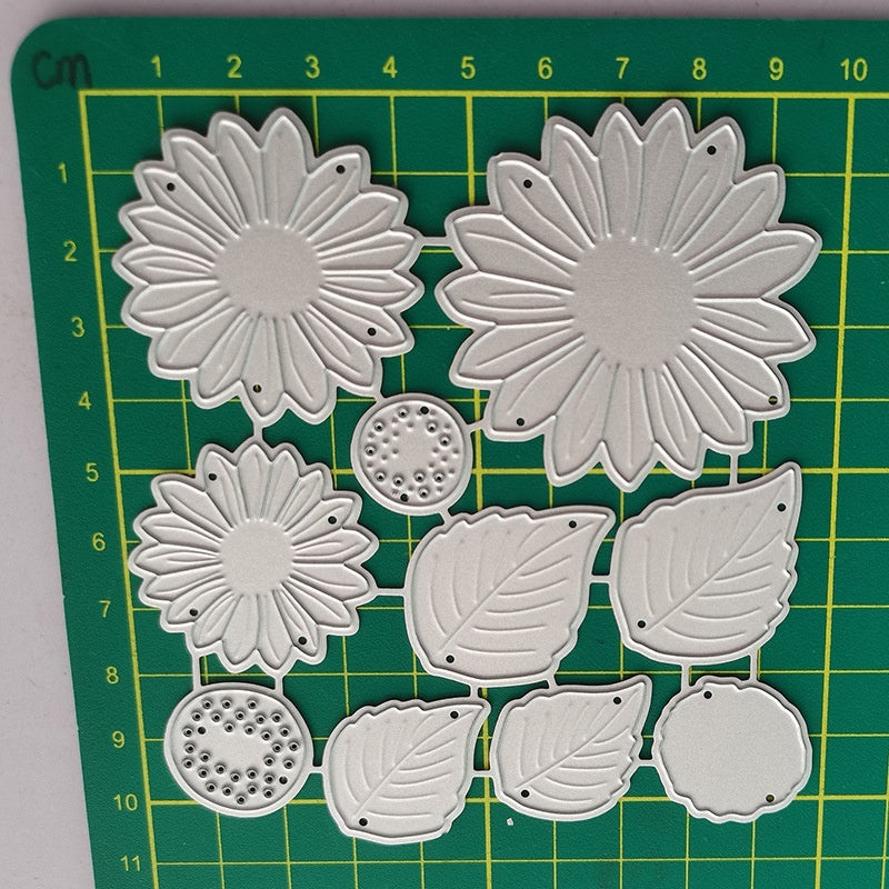 Flower Combination Metal Carbon Steel Knife Mold