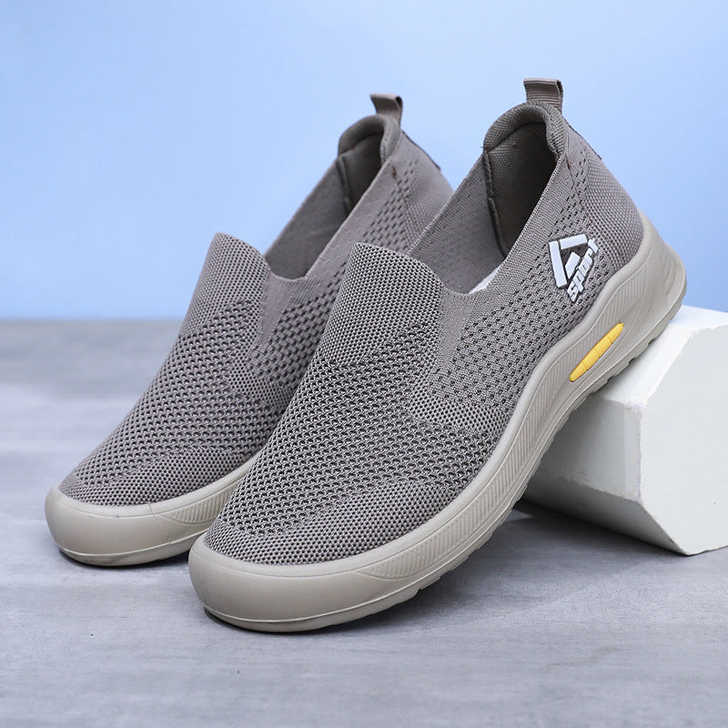 Comfortable and breathable thick soled sports shoes with soft soles for outdoor dad shoes