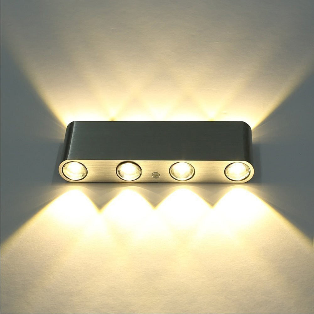 مصابيح خلفية تلفزيونية LED حديثة ومبتكرة للممر