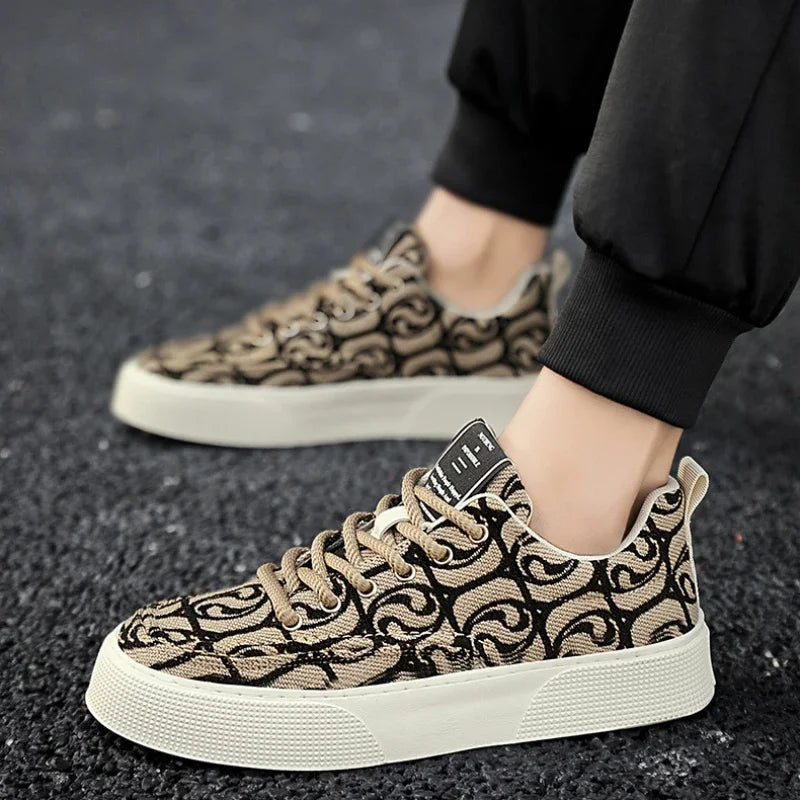 Graffiti prints black canvas sneakers mens vulcanized shoes man low top sneaker lace up trainer skateboard