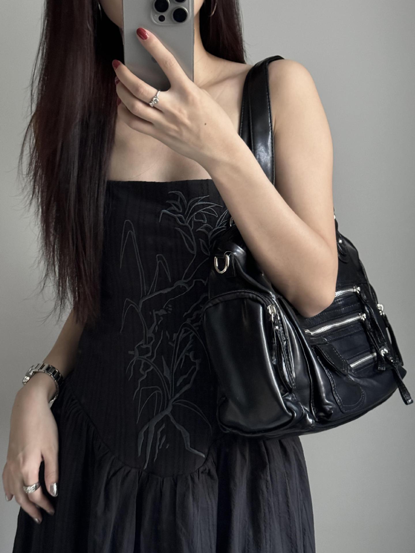 Commuter Crossbody Single Shoulder Motorcycle Punk Advanced Bag